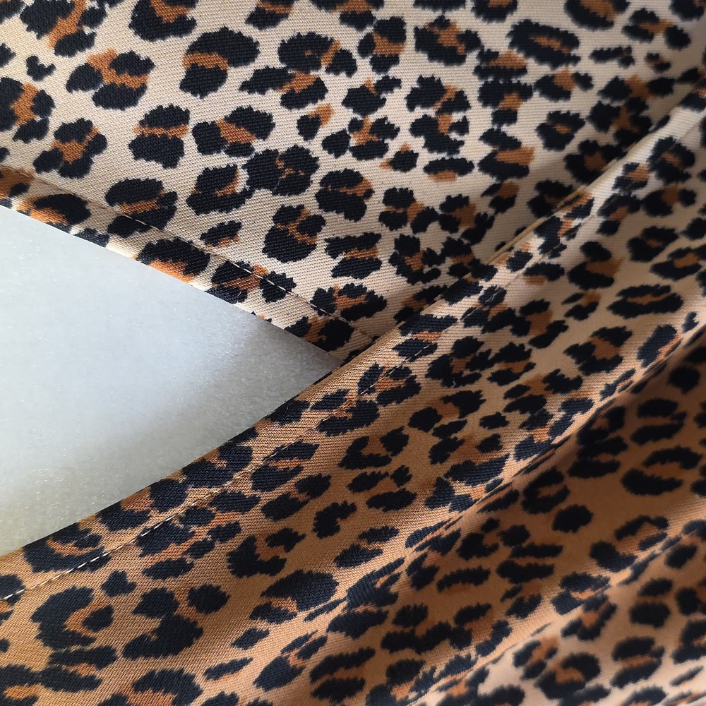 Lark & Ro Animal Print Wrap Dress 1X - Picture 4 of 5